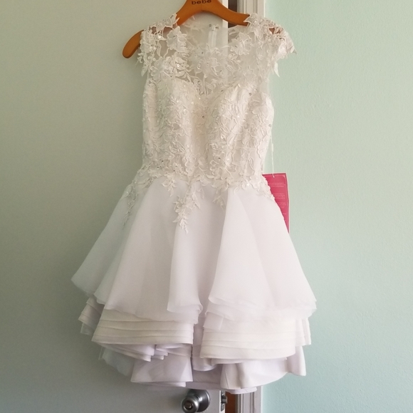 Wedding Dress - Picture 3 of 8